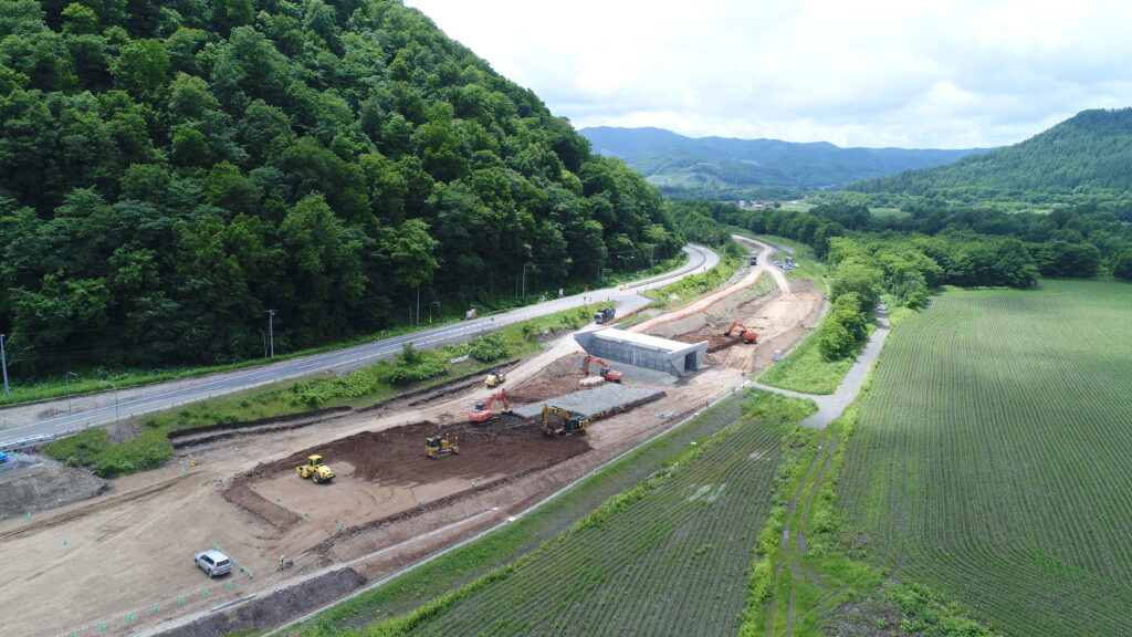 旭川紋別自動車道 遠軽町 野上西改良工事